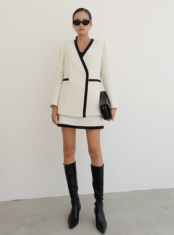 V-Neck Blazer and Mini Skirt Set - Chiccharm