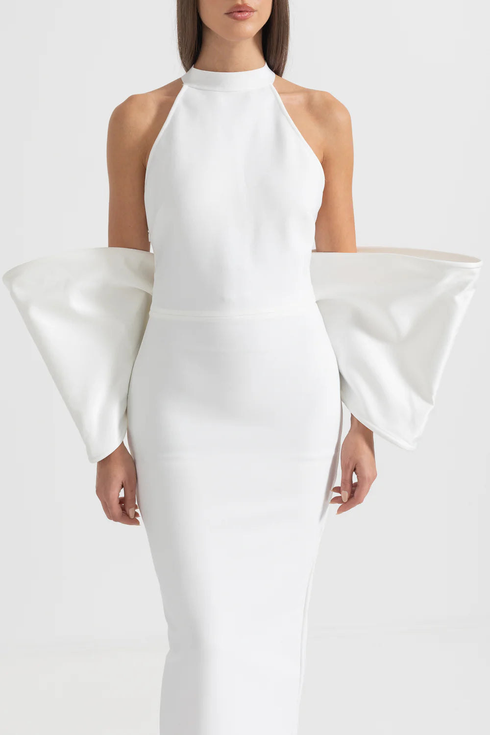 Aur�ole Backless Sculpted Bow Gown - Chiccharm Boutique