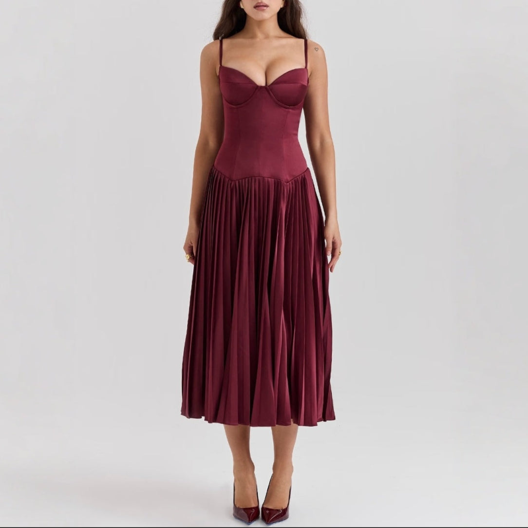 Pleated Maxi Dress - Chiccharm boutique