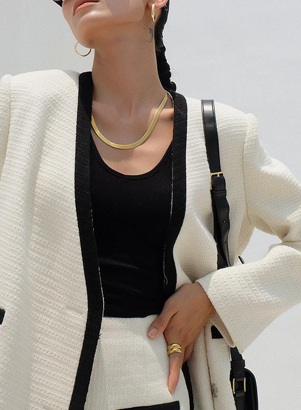 V-Neck Blazer and Mini Skirt Set - Chiccharm